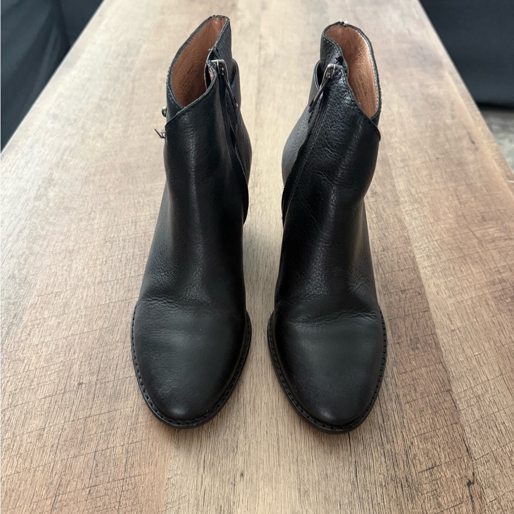 Madewell Black Leather Ankle Boots Sz 5 - Picture 2 of 5